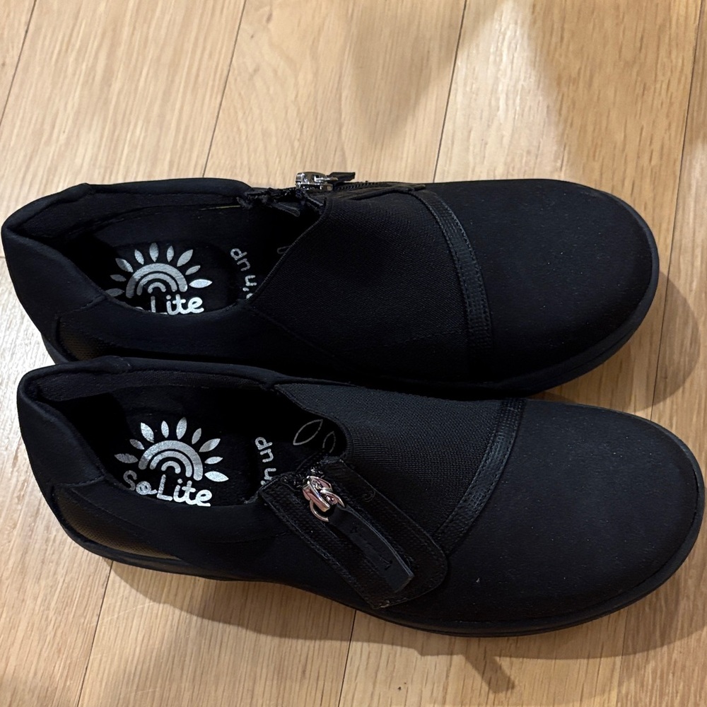 Women’s Dreamy Black Multi-texture Slip-On Flat Comfort Shoes size 5